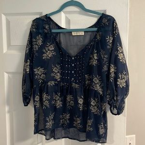 Abercrombie top